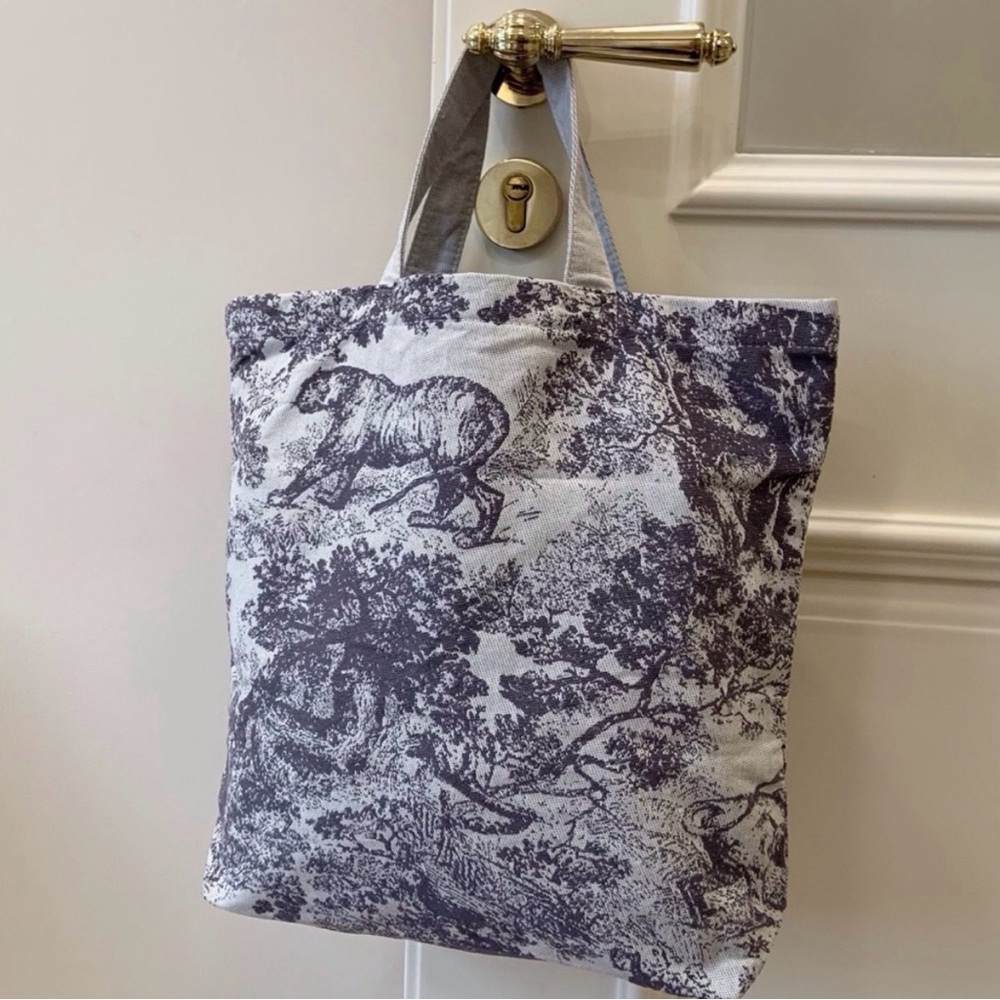 Christian Dior VIP ‘Toile de Jouy' Canvas Tote - Grey/Cream - Picture 3 of 3